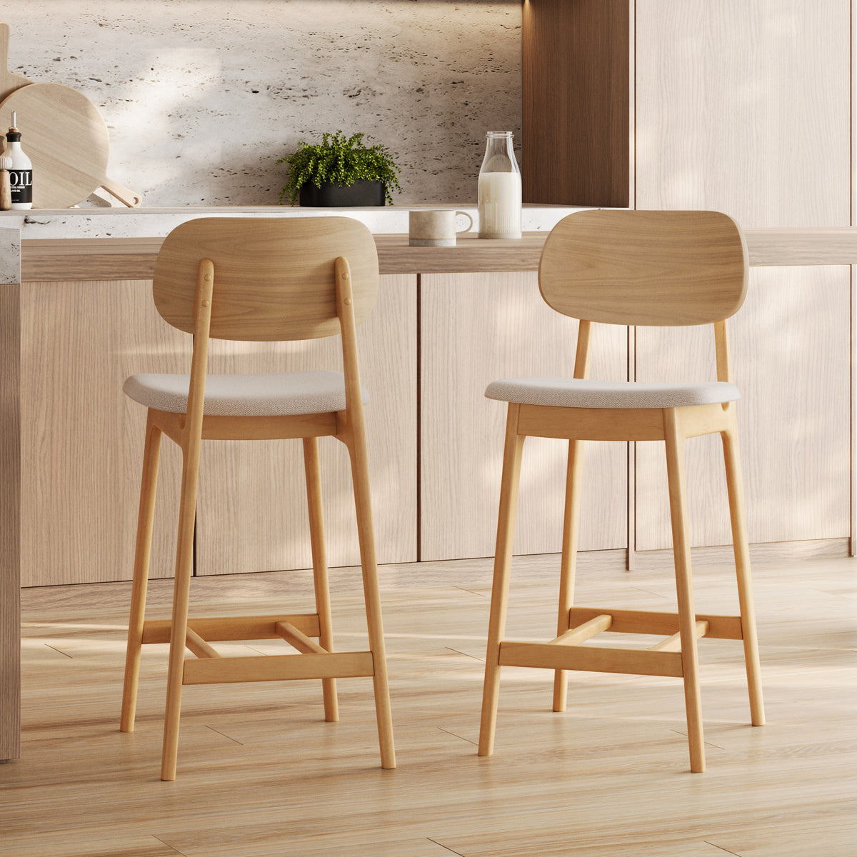 set di 2 sgabelli da bar charlize 66 cm in legno chiaro e tessuto beige