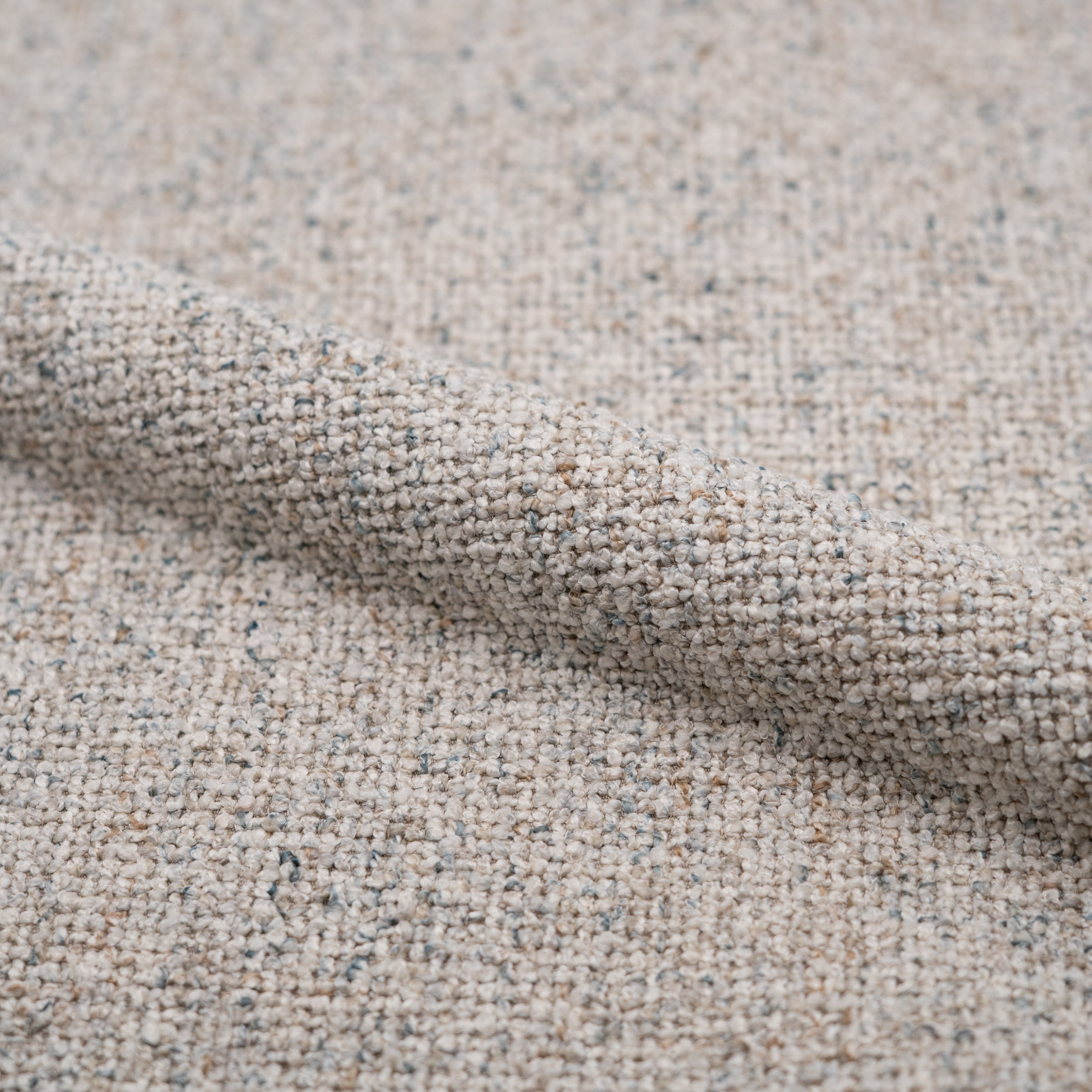 2 chaises en tissu beige Adèle