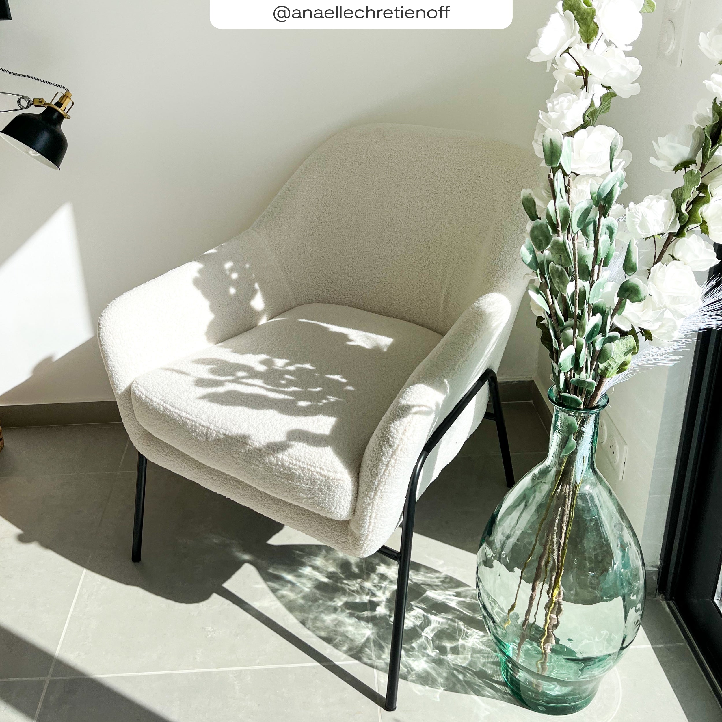 Fauteuil blanc/écru Aubin effet laine bouclette