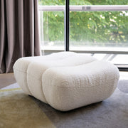 Pouf Teddy en tissu bouclé blanc