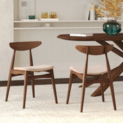 Ambiance salle à manger 2 chaises bois foncé assise beige – Maison Pavane