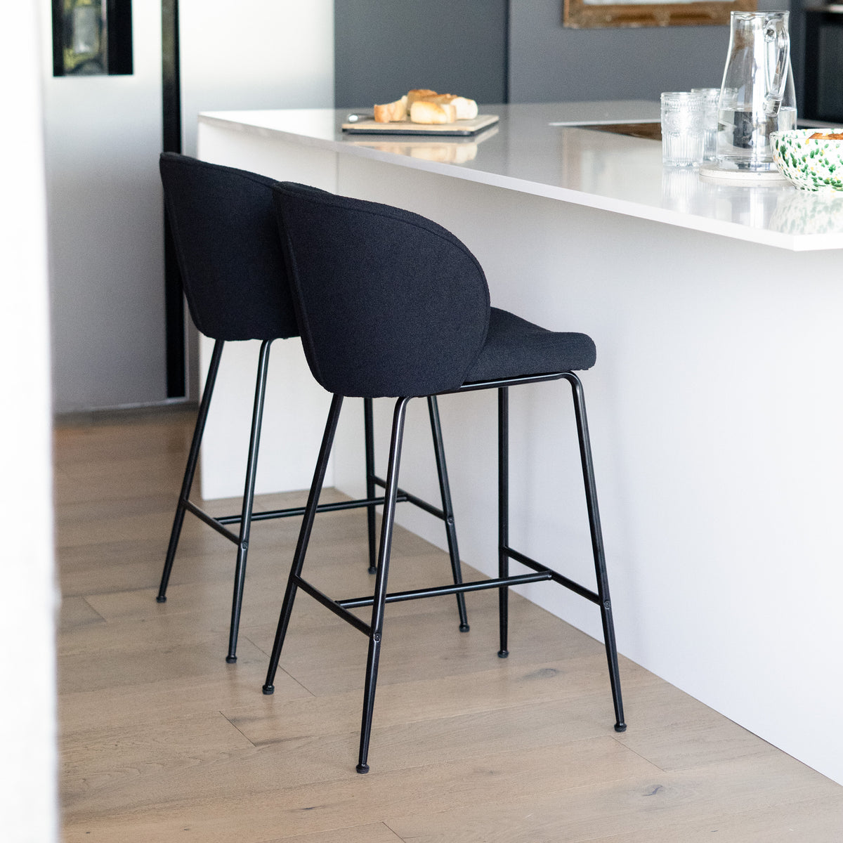 Bar salle à manger 2 chaises de bar noires – Maison Pavane