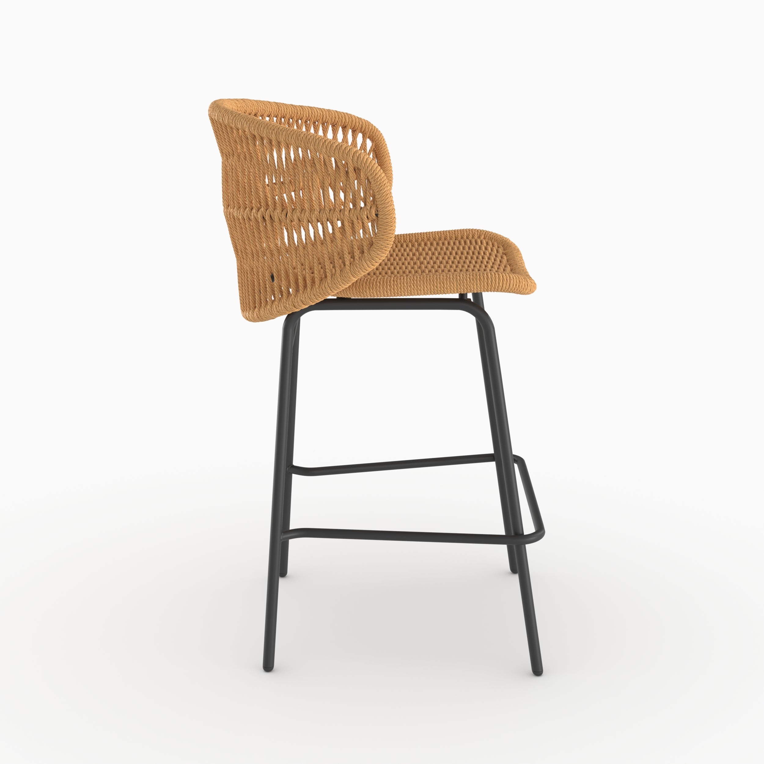 Chaise de bar Lara en rotin synthétique naturel, piètement métal noir, vue de profil - Maison Pavane
