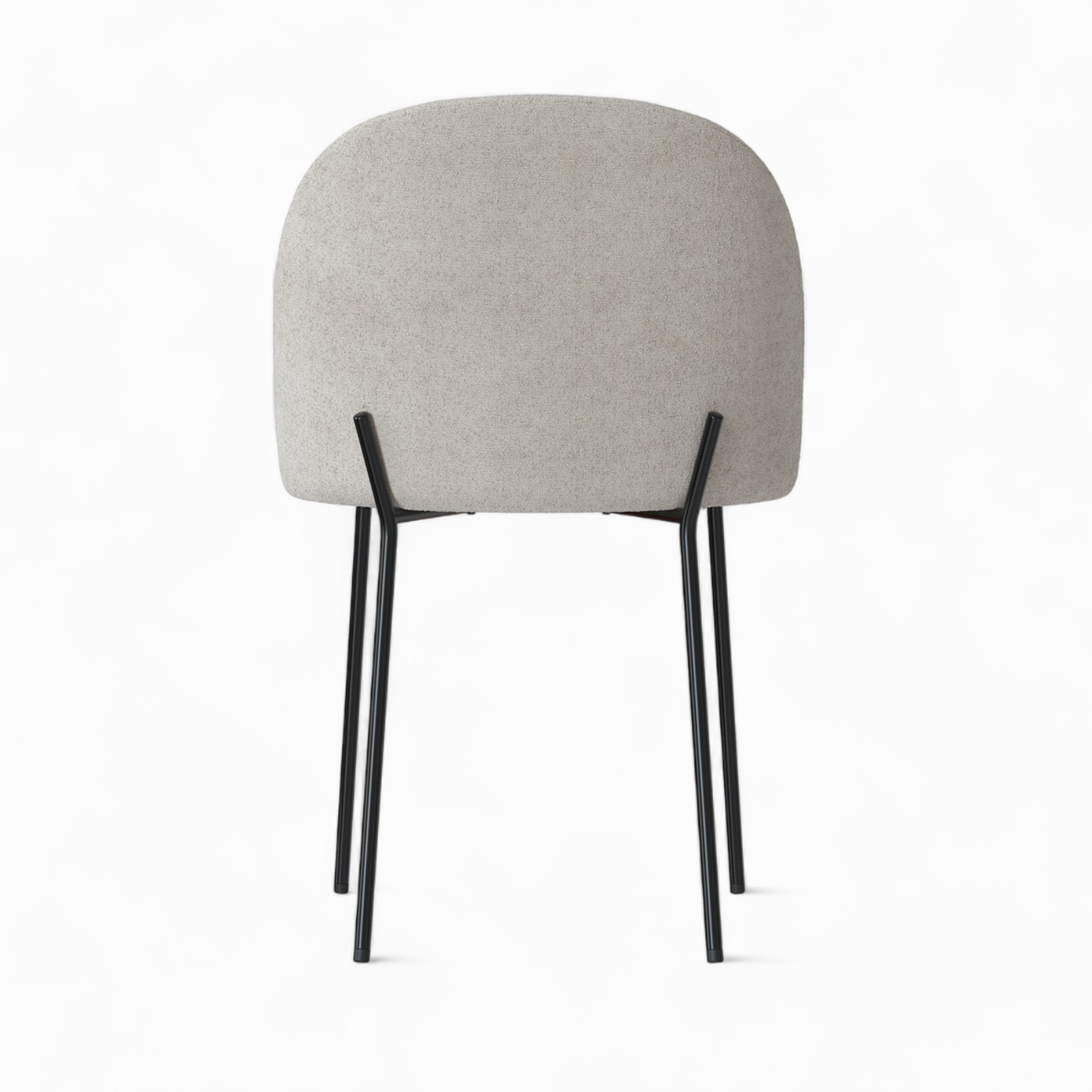 sedia comoda in bouclè beige con piedi neri karl