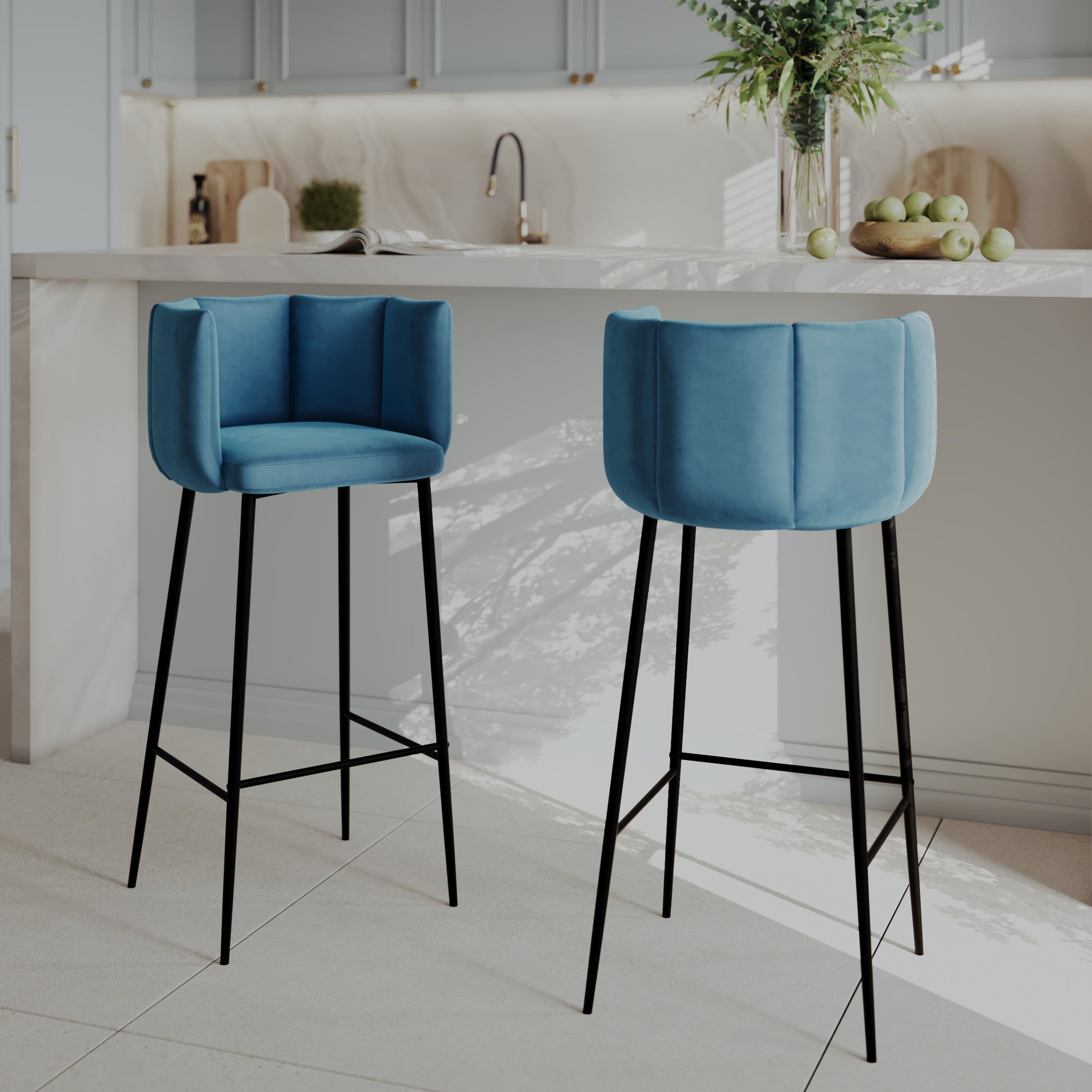 chaise de bar en velours bleu pieds noirs 75 cm rosy