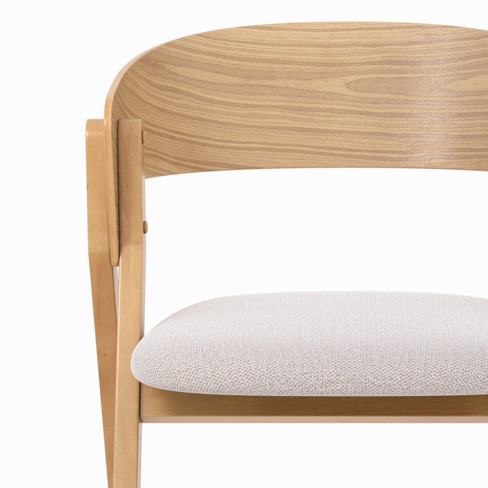 sedia in legno scuro e tessuto beige