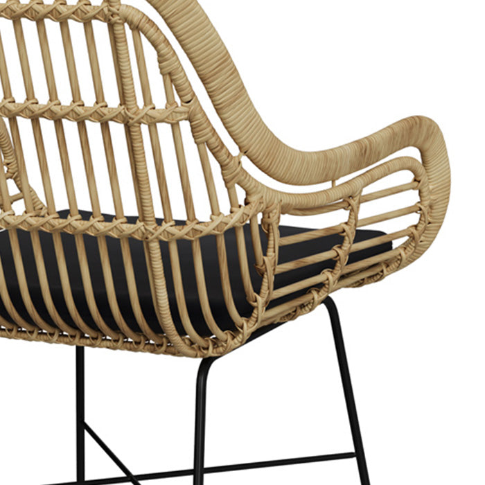 sedia in rattan con gambe nere chiloe