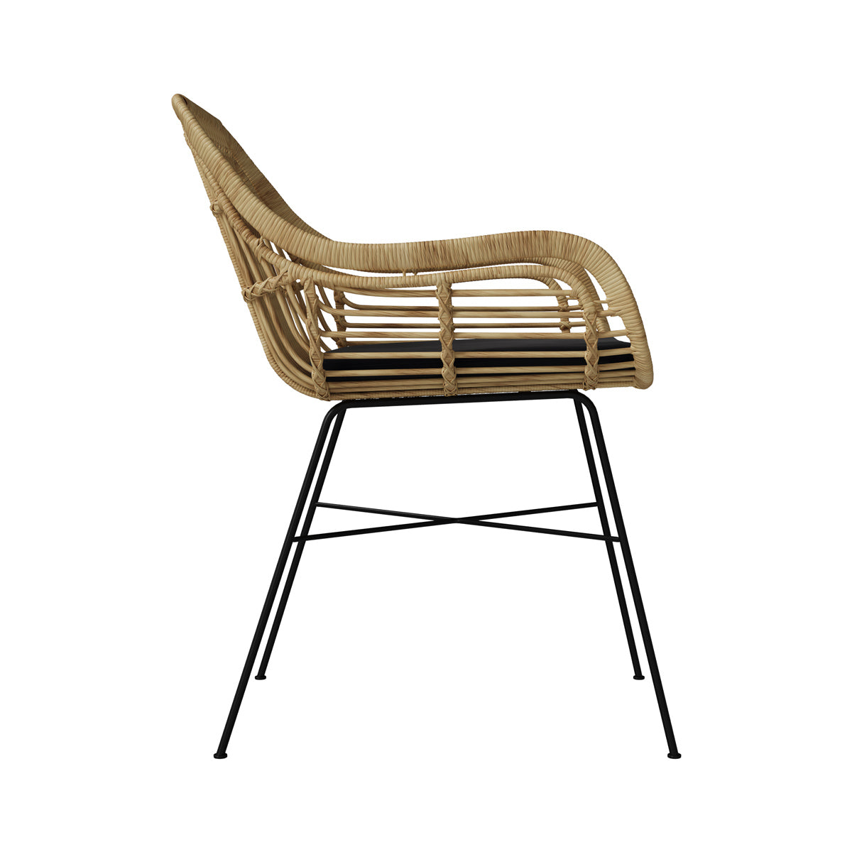 sedia in rattan naturale con gambe in metallo chiloe