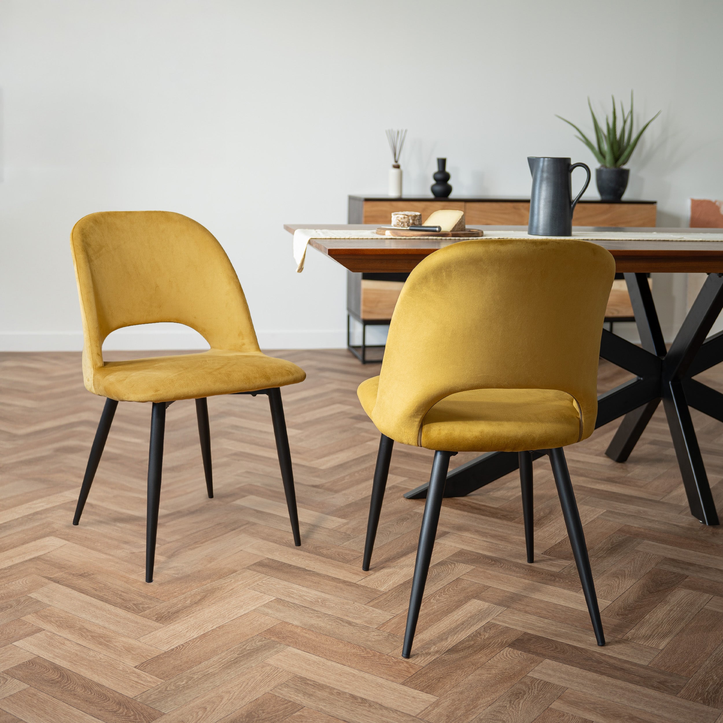 chaise en velours peneloppe jaune lot de 2