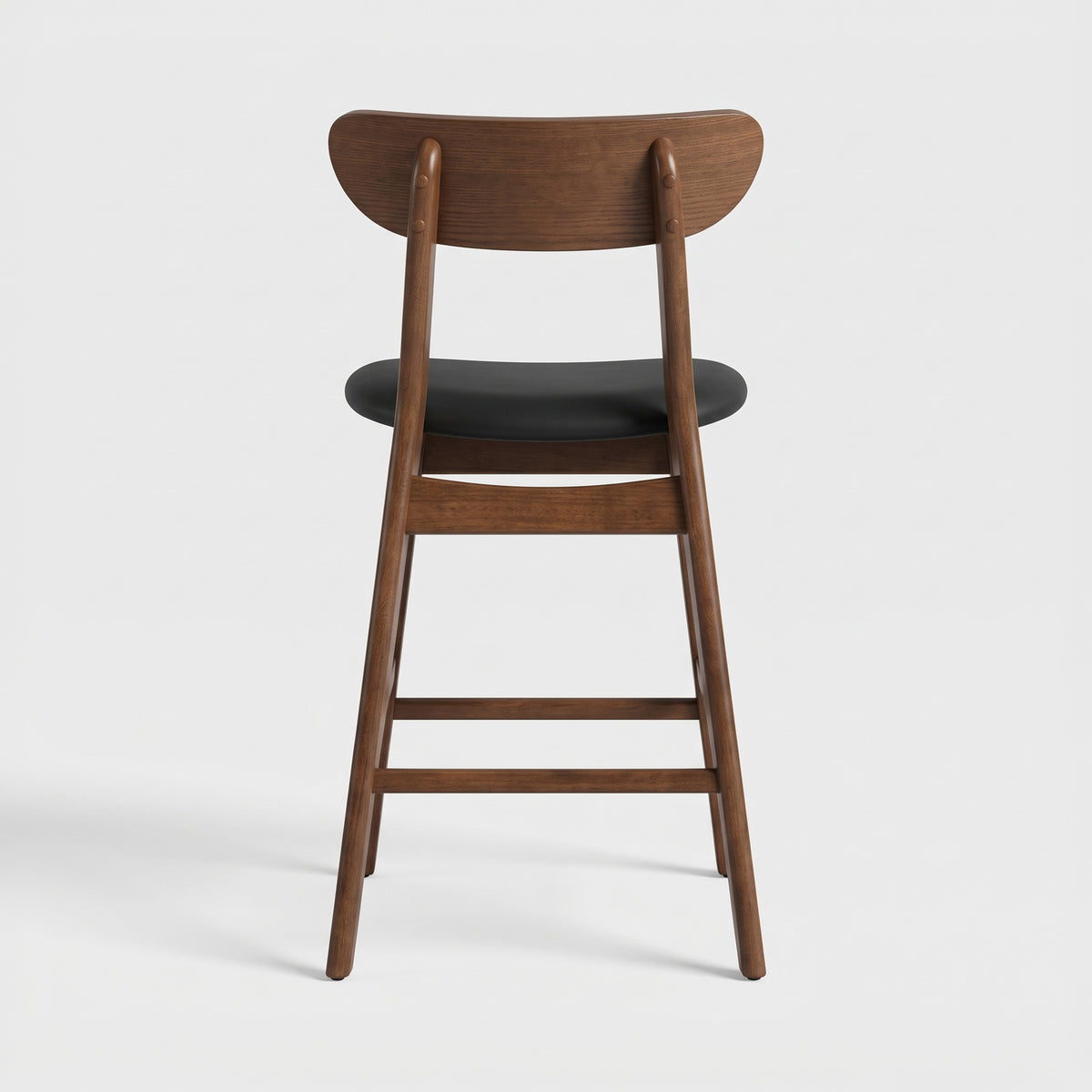 Chaise pour îlot central Tabata 67 cm en cuir synthétique noir et bois foncé, vue de dos - Maison Pavane