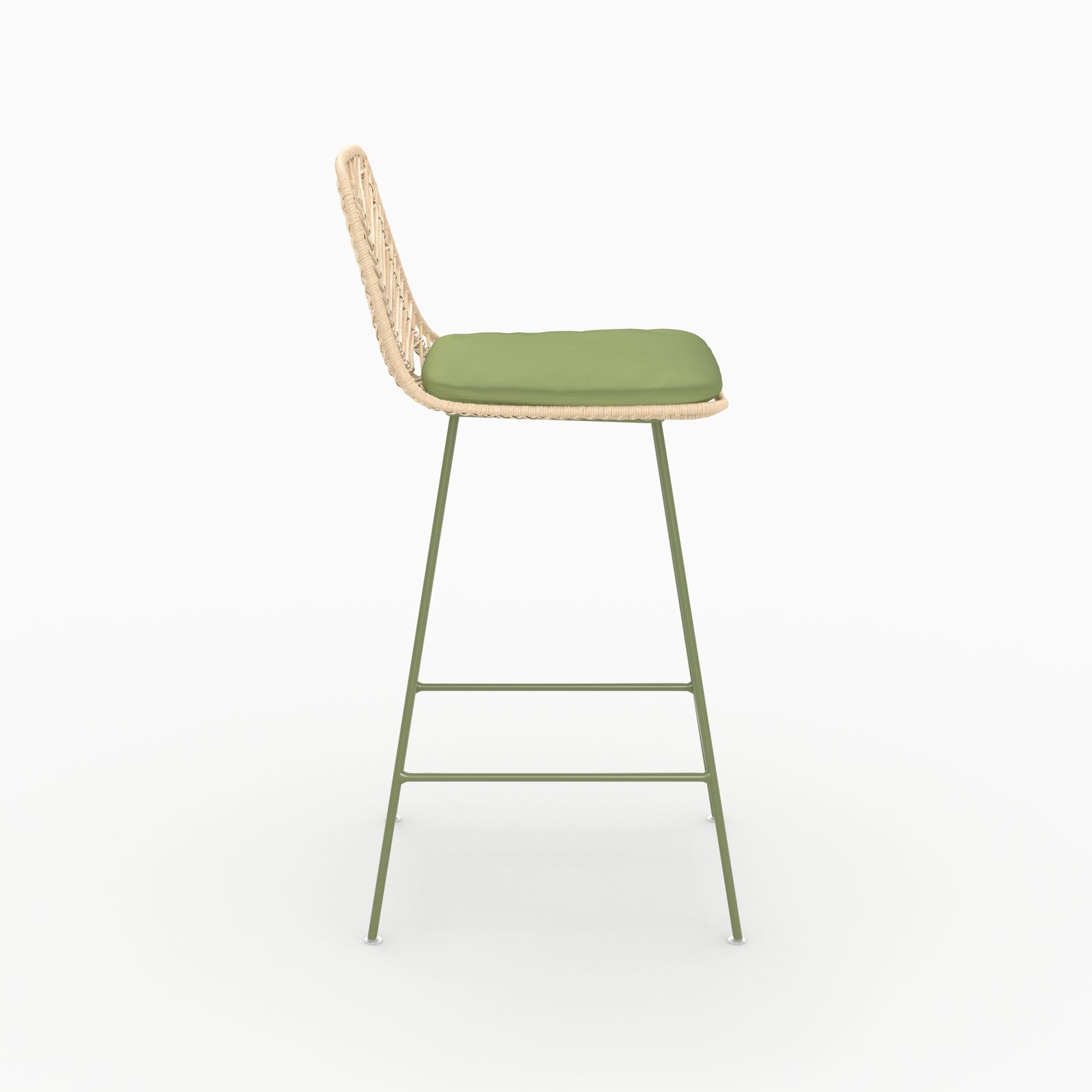 Chaise pour îlot central Tamara en rotin et tissu vert olive, vue de profil avec repose-pieds - Maison Pavane