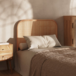 Chambre enfant bohème tête de lit rotin et bois beige – Maison Pavane
