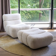 Ensemble fauteuil et pouf Teddy en tissu bouclé blanc
