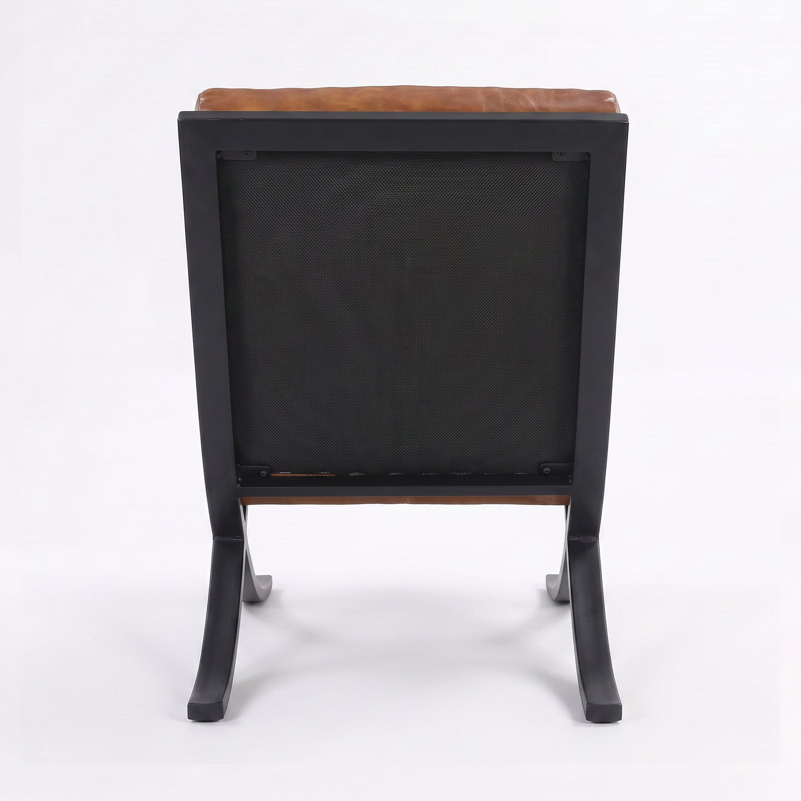 Fauteuil Gustave en cuir de buffle marron et pieds en métal noir, vue de dos - Maison Pavane