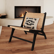 Fauteuil Kilka teck noir et tressage chevron et rotin bohème