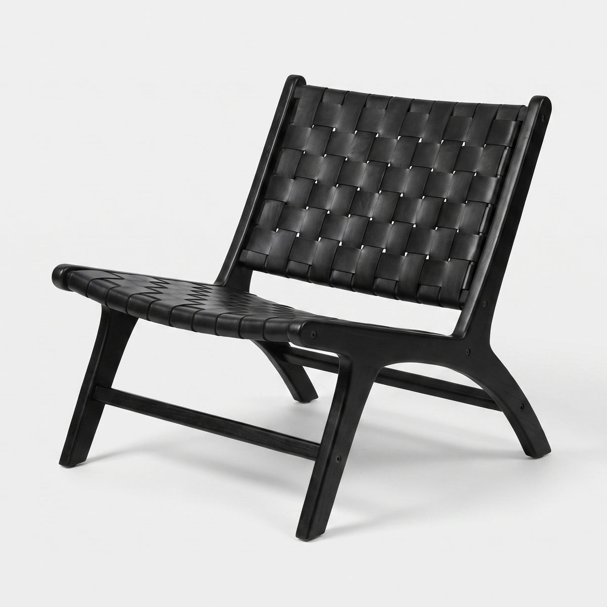 Fauteuil Kuna en teck noir et cuir tressé - Maison Pavane