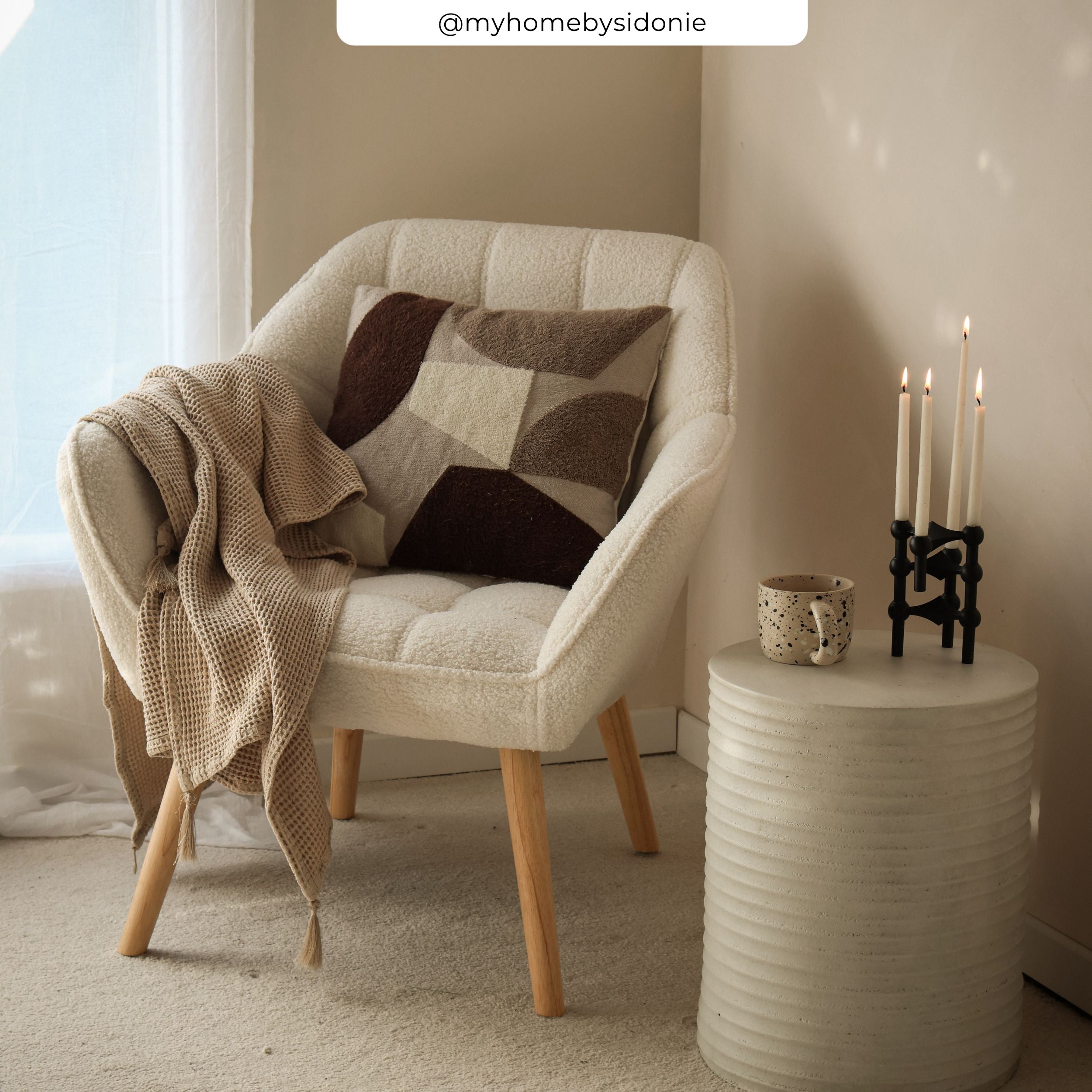 Fauteuil tissu bouclé blanc Simba