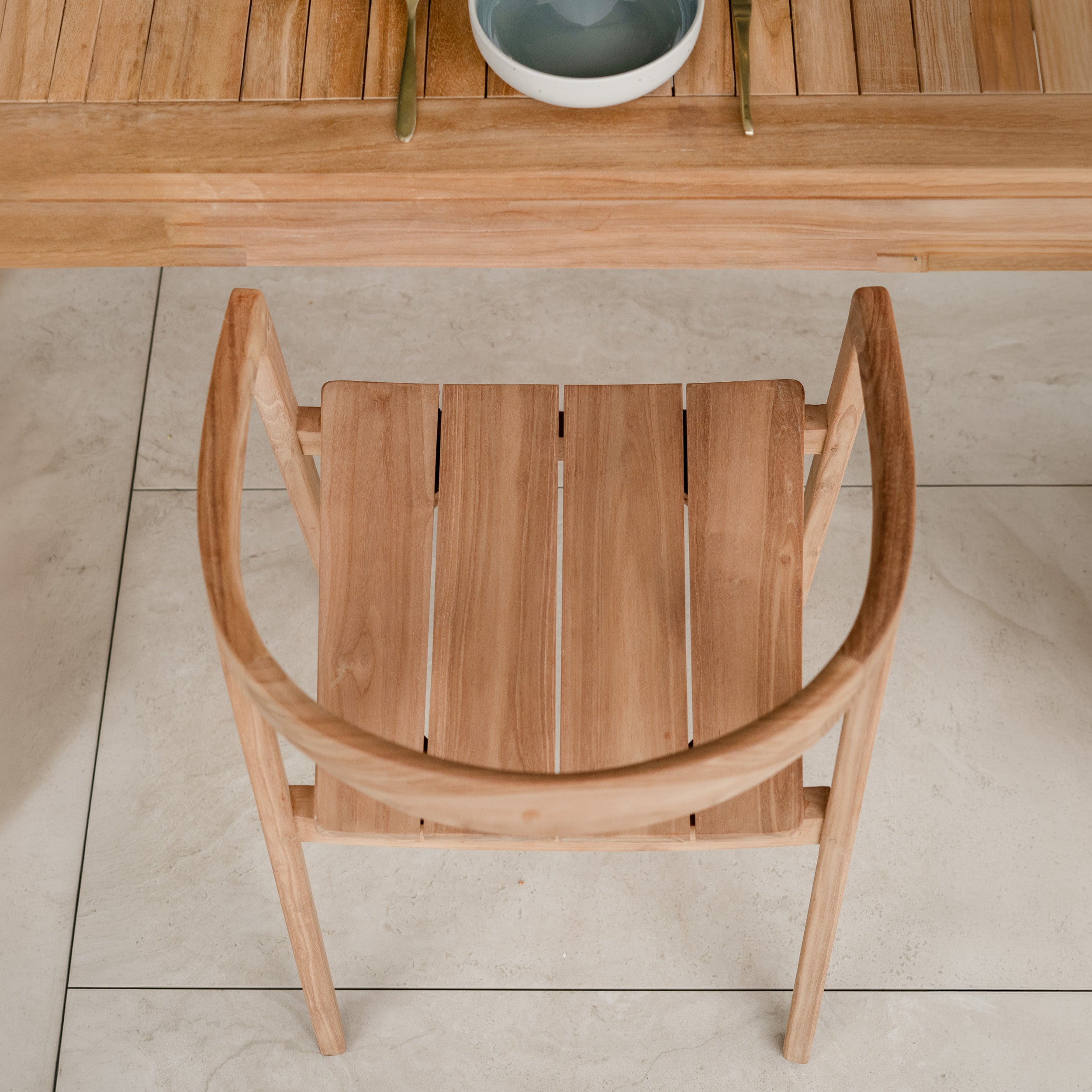 Silla de jardín Kora de madera maciza de teca
