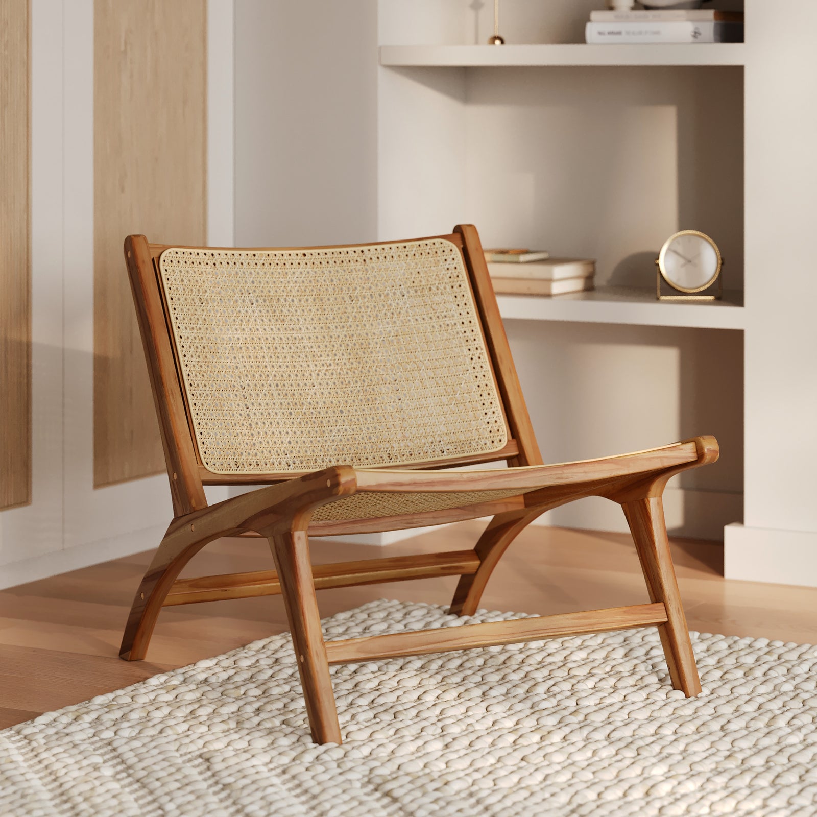 kilka fauteuil marron et cannage rotin