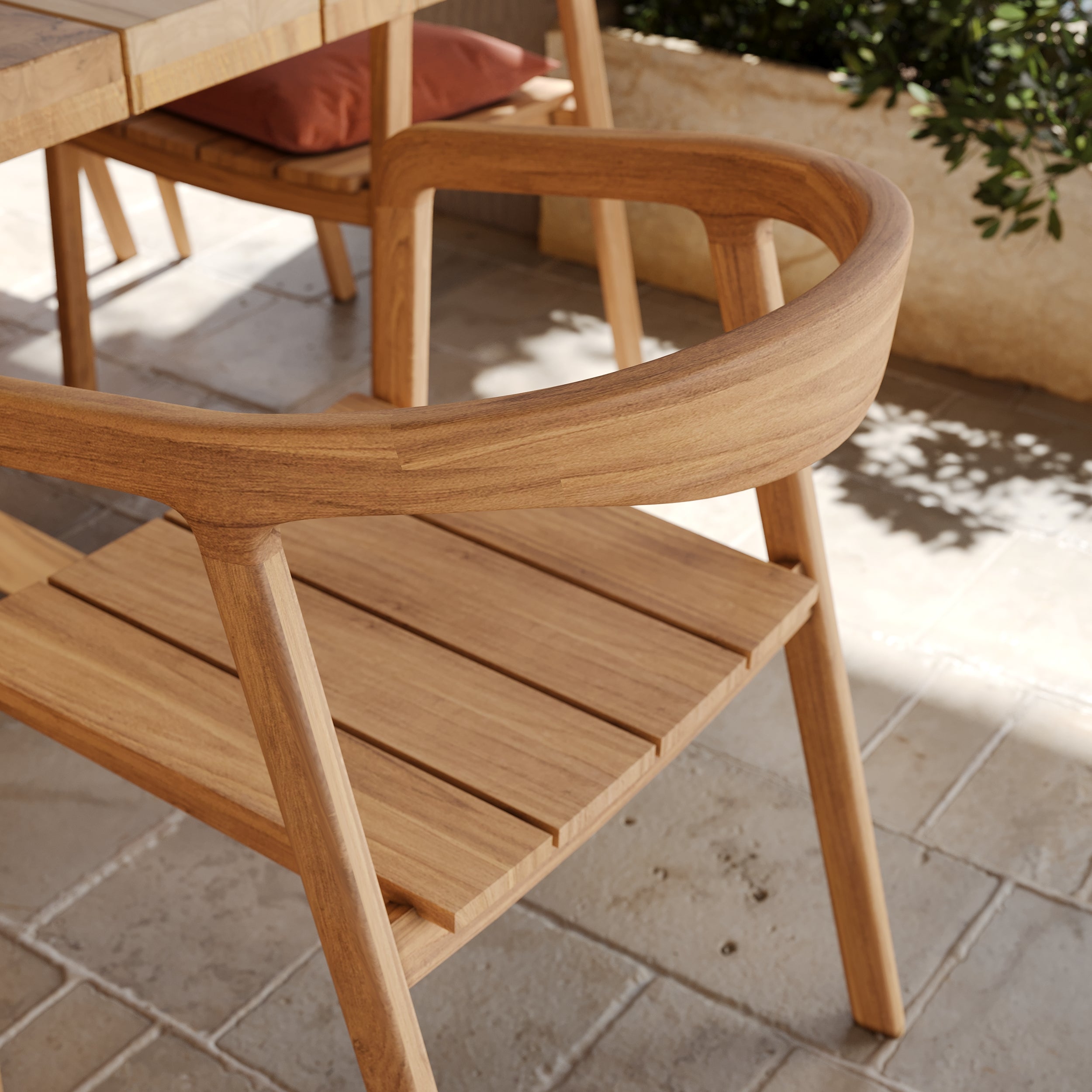 Table et chaises de jardin Suri en bois de teck massif, 6 personnes