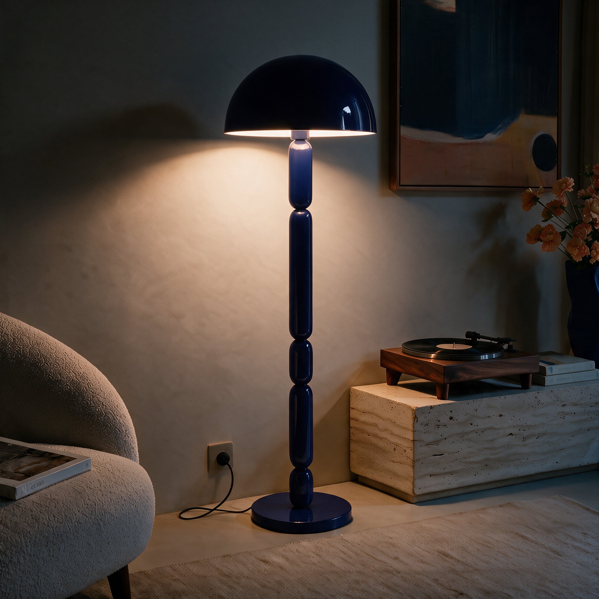 Lampadaire Romy en bois et métal bleu foncé