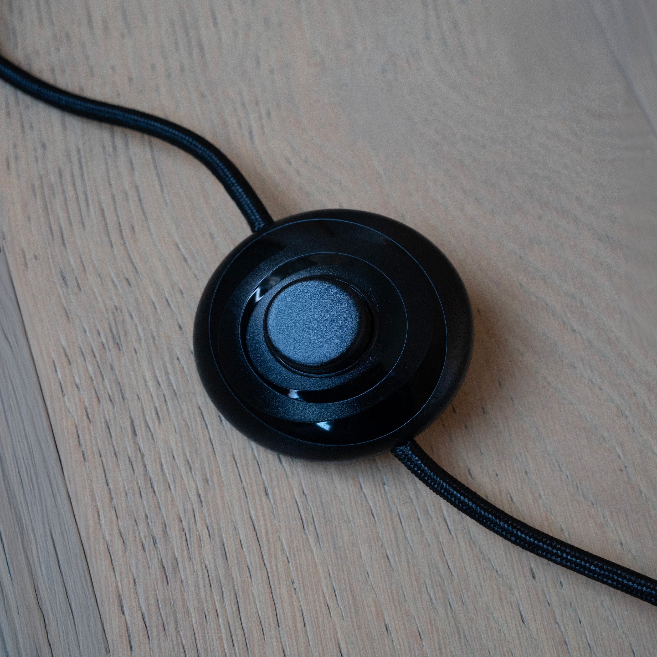 lampe_dettaglio_piedino_interruttore