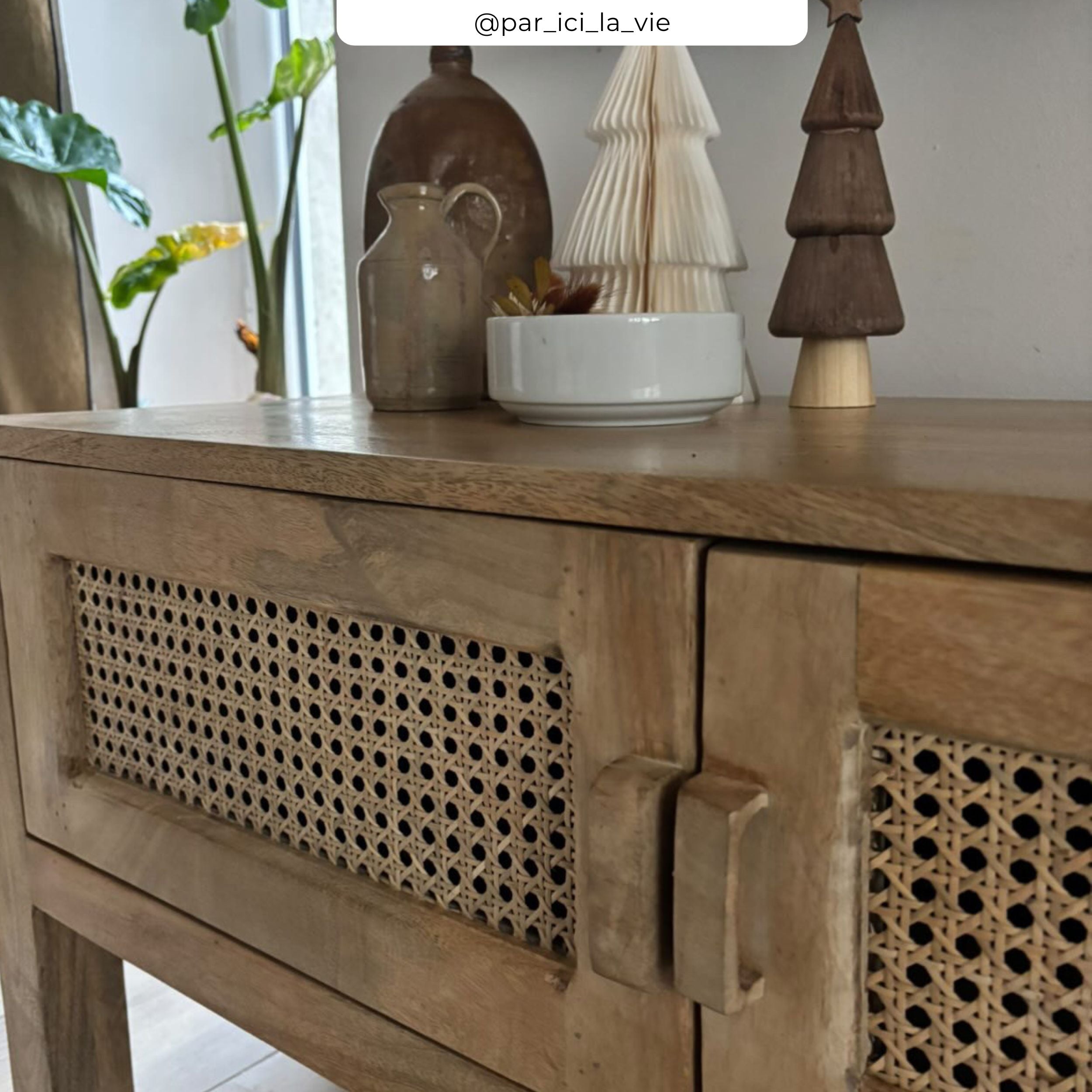 Meuble tv Tiki 140 cm bois cannage