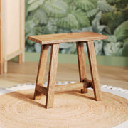 piccolo sgabello in legno riciclato di teak