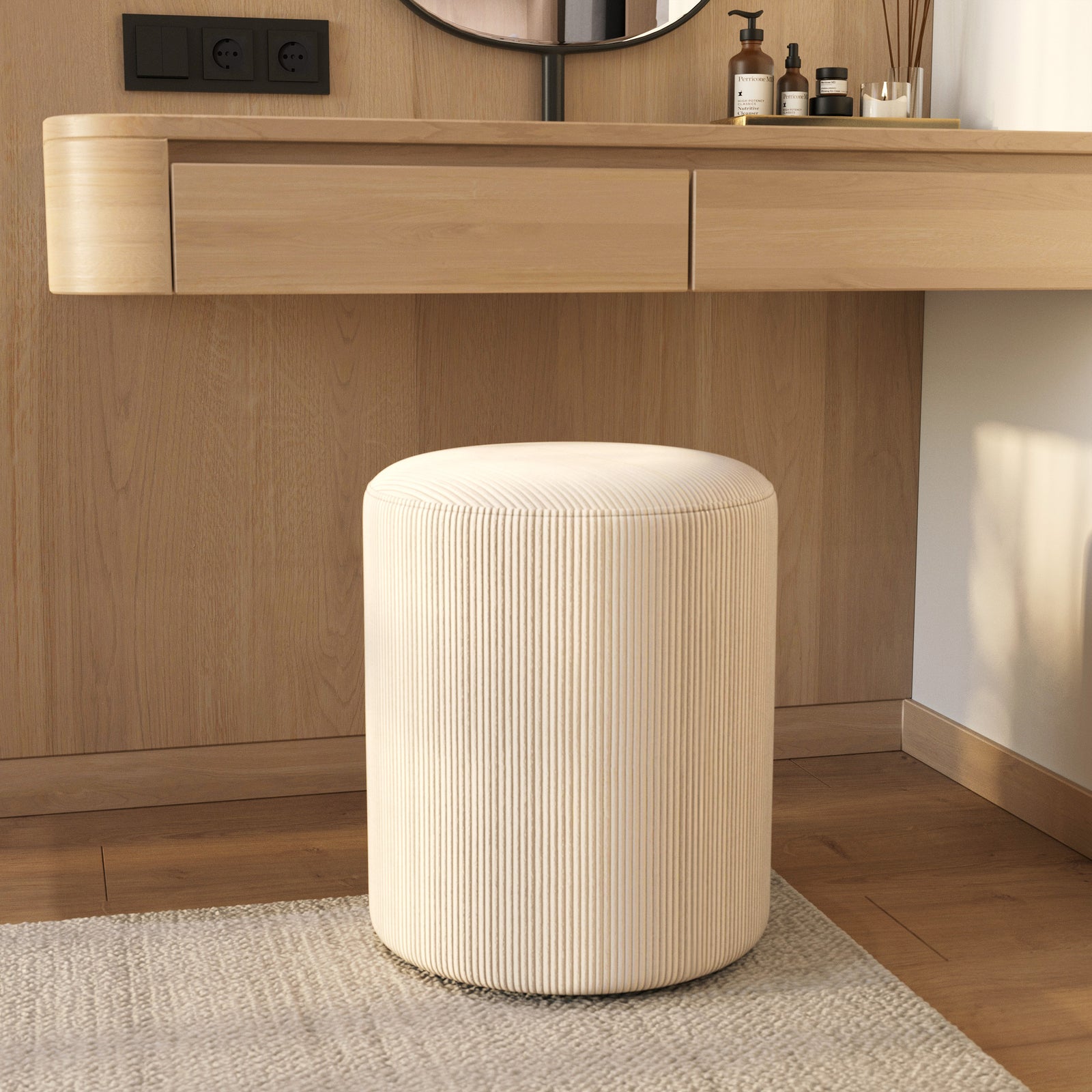 Pouf Lily aus beige Cordvelours