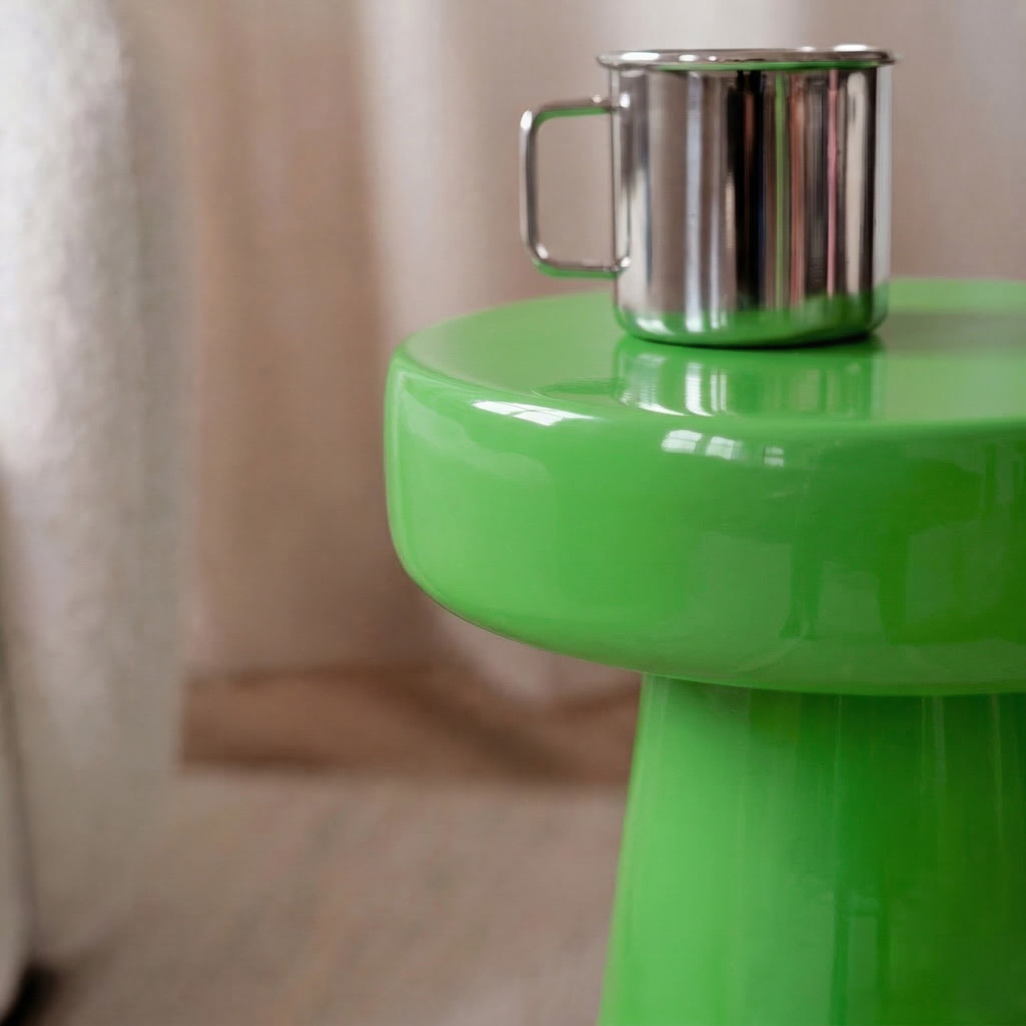 Table appoint métal vert pomme glossy