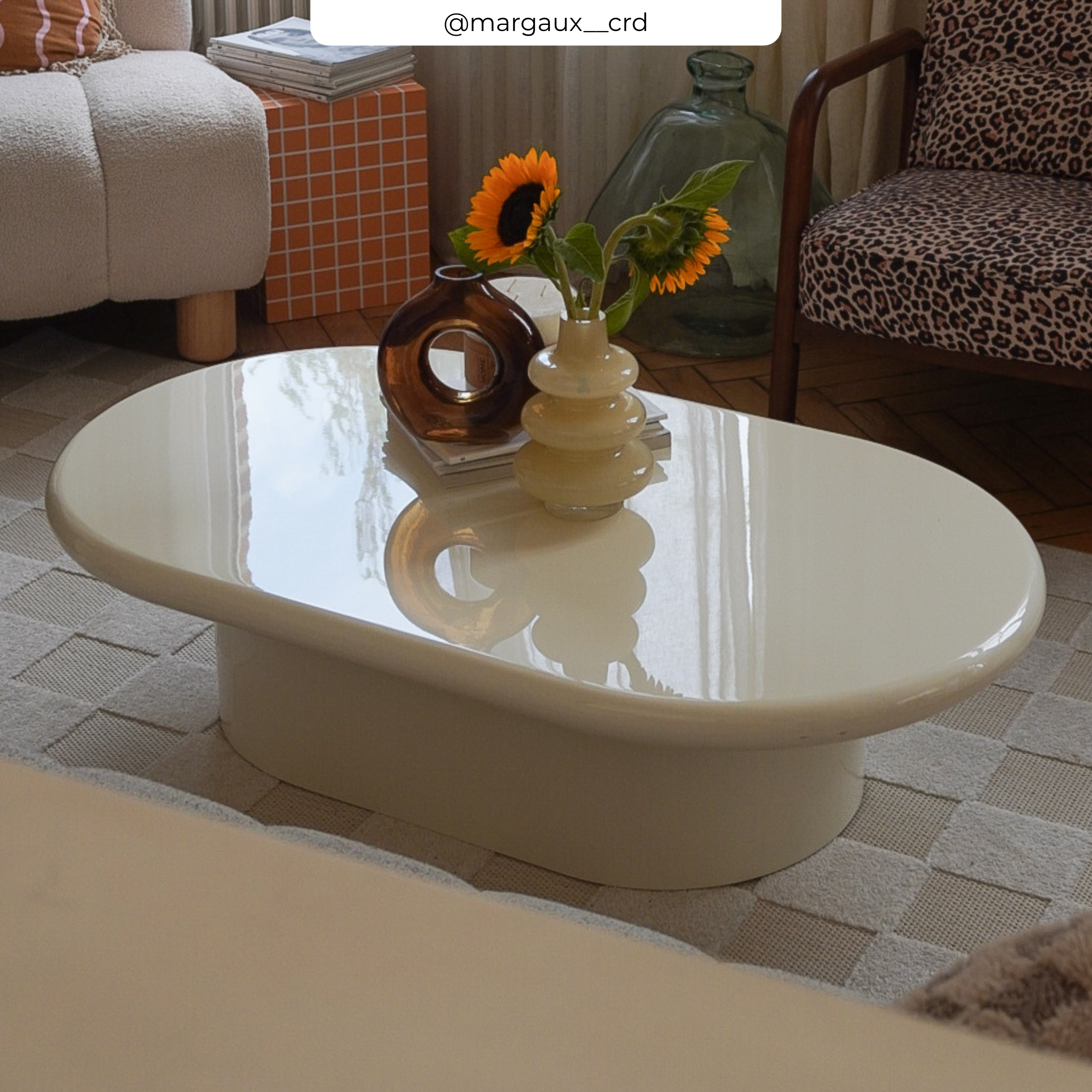 Table basse ovale Sia laquée blanche en MDF, 120 cm