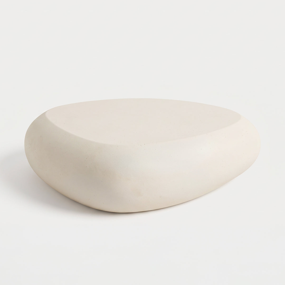 Table basse Maui écrue en fibre d'argile effet béton - Maison Pavane