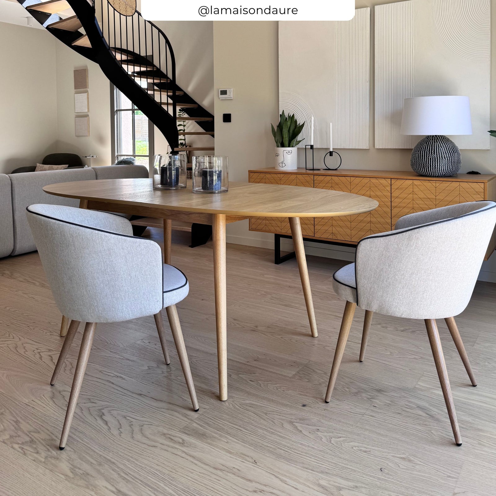 tavolo in legno chiaro ovale allungabile eddy 170 200 cm rdv deco
