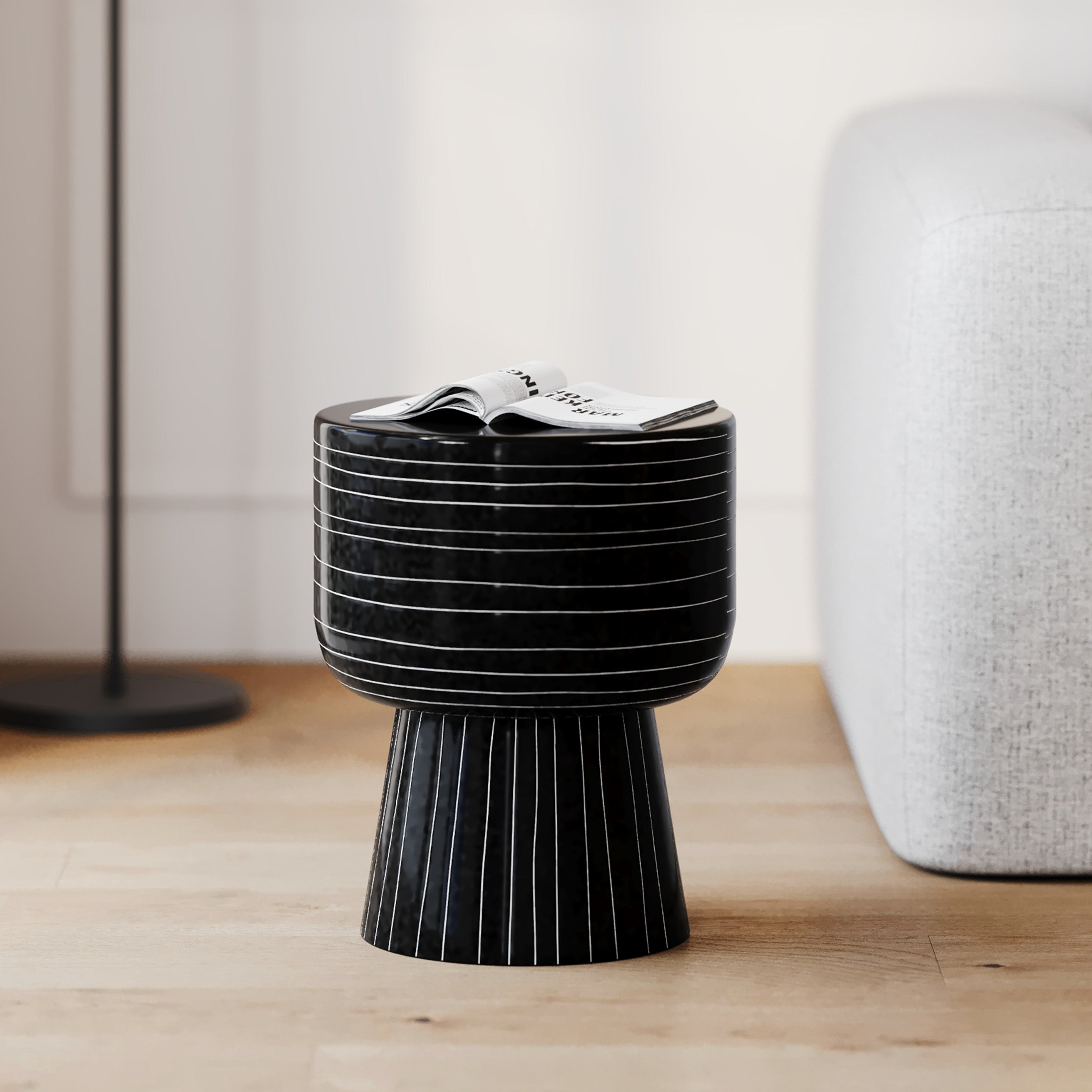 table d appoint en metal noir raye zita
