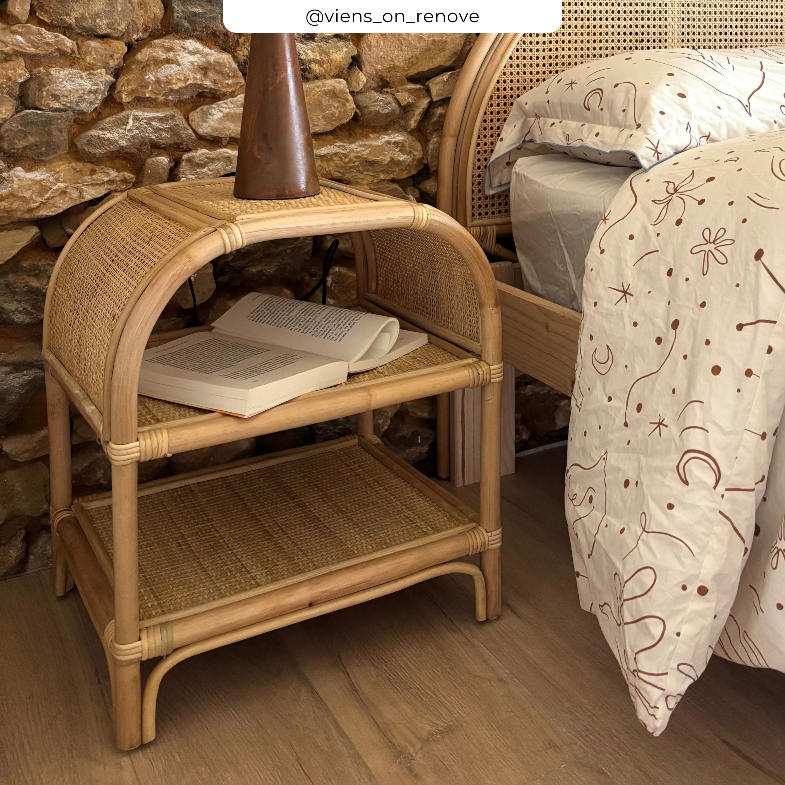 comodino in legno e rattan scaffale gaspy