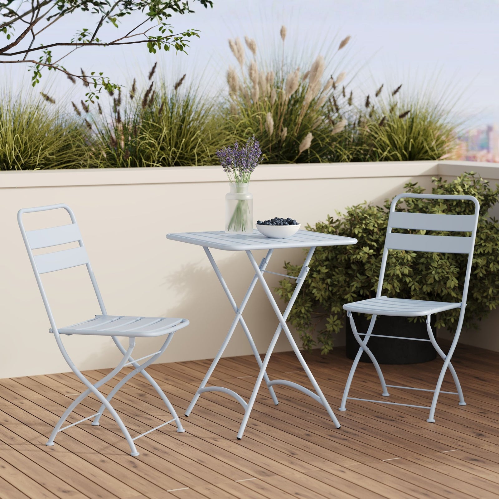 Table et chaises de jardin bleu pastel métal