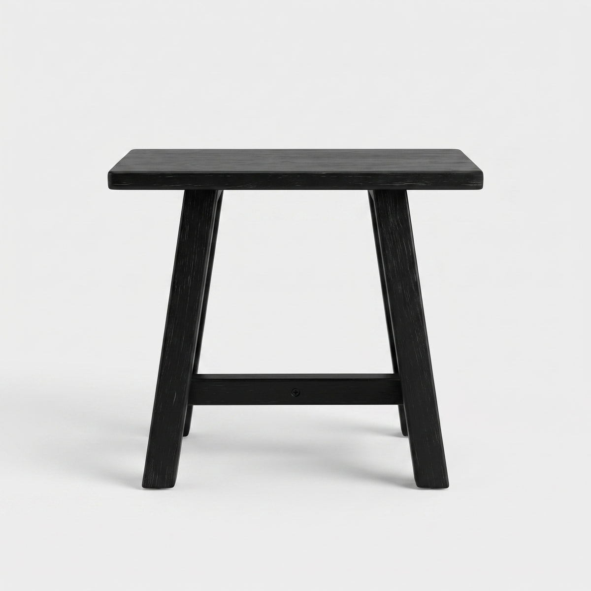 Tabouret Dao en bois de teck recyclé noir, vue de face - Maison Pavane