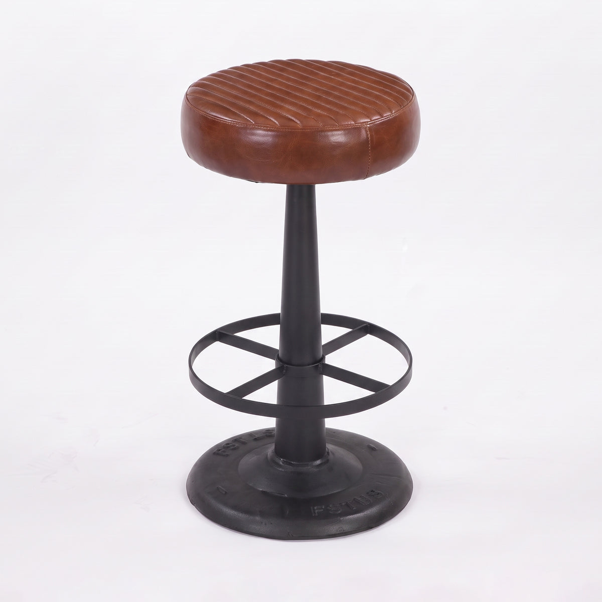 Tabouret de bar cuir marron pied métal noir Lucien – Maison Pavane