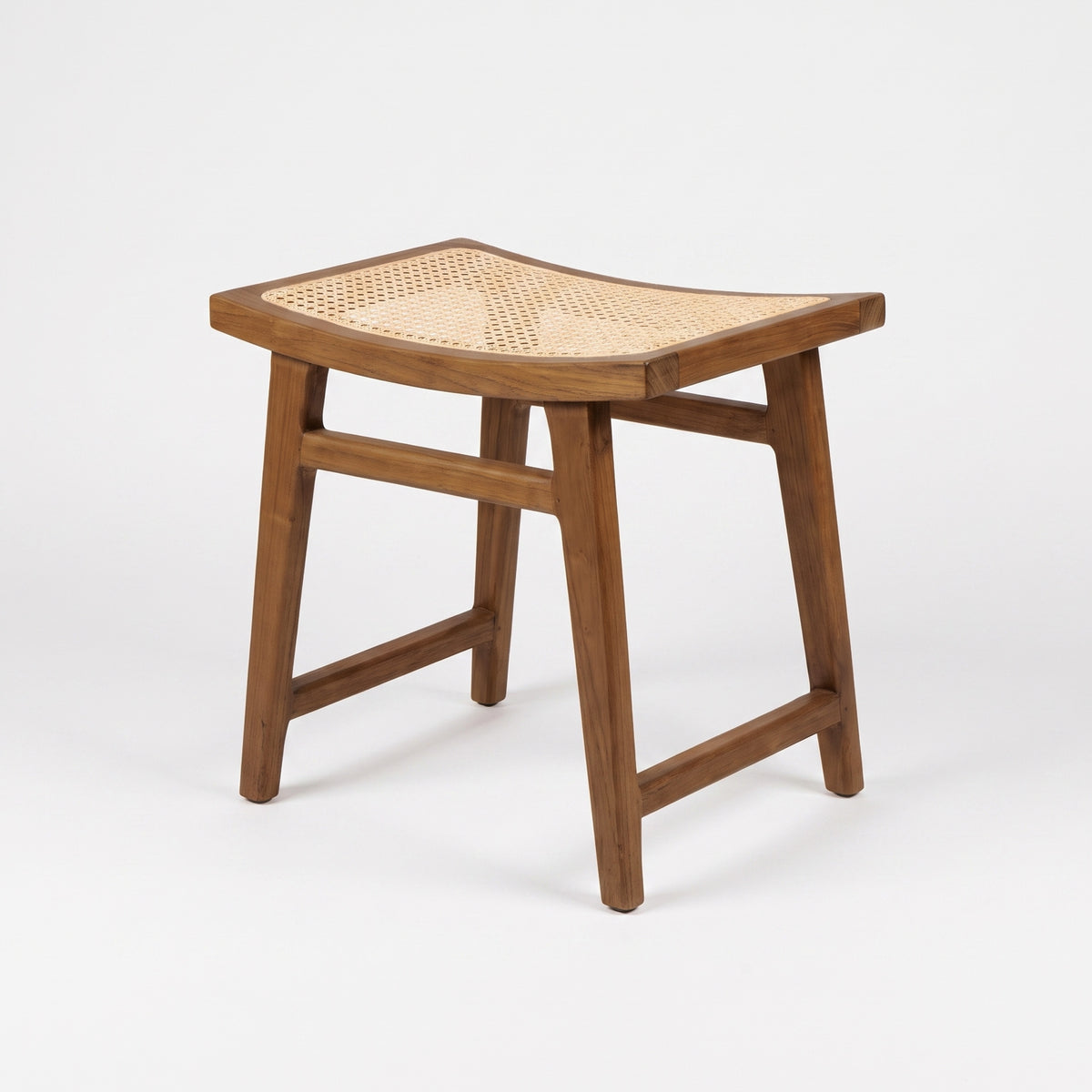 Tabouret Jacques en teck et cannage en rotin 47 cm - Maison Pavane