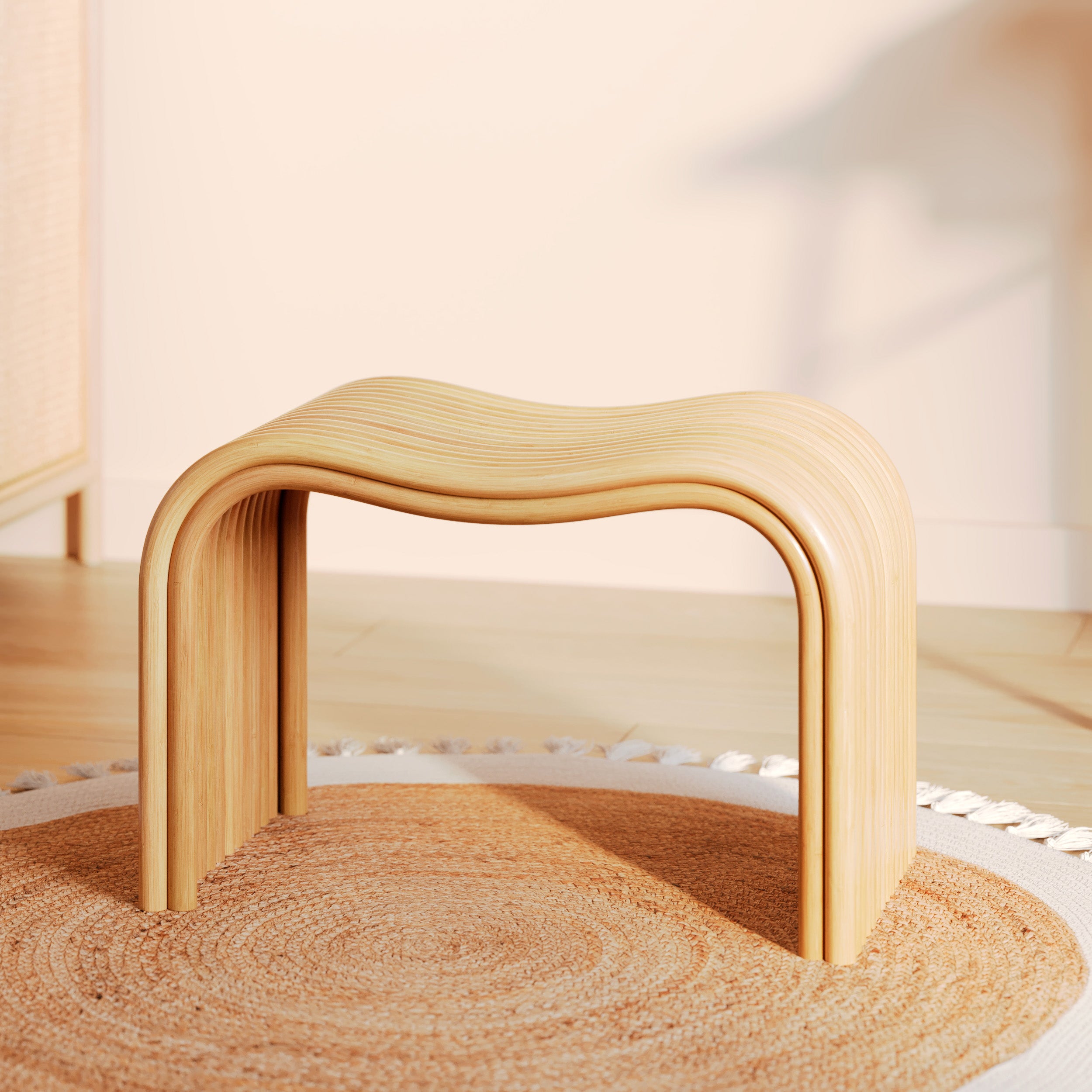 Tabouret wave en rotin