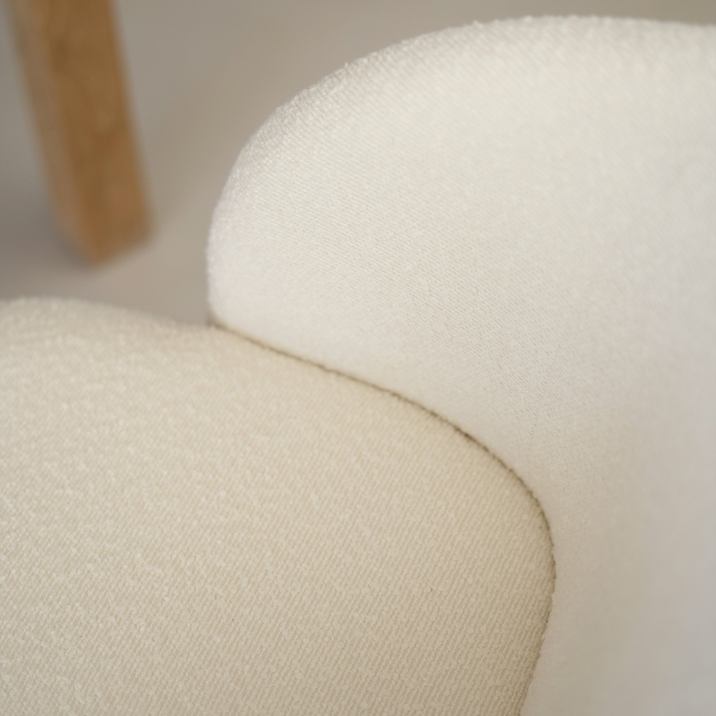 tessuto bouclé crema lotto 2 sedie swan