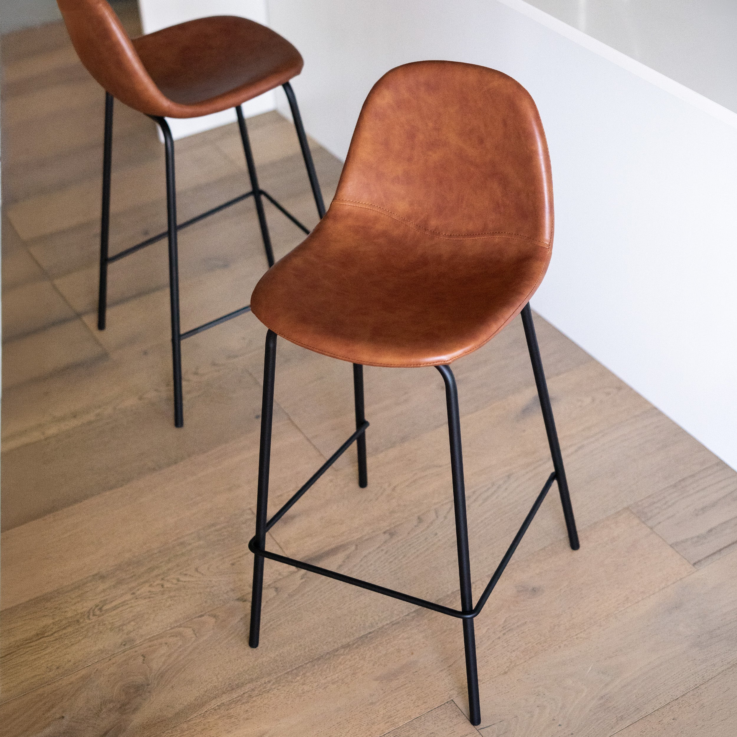 Silla de bar de media altura Henrik camello 65 cm (juego de 2)