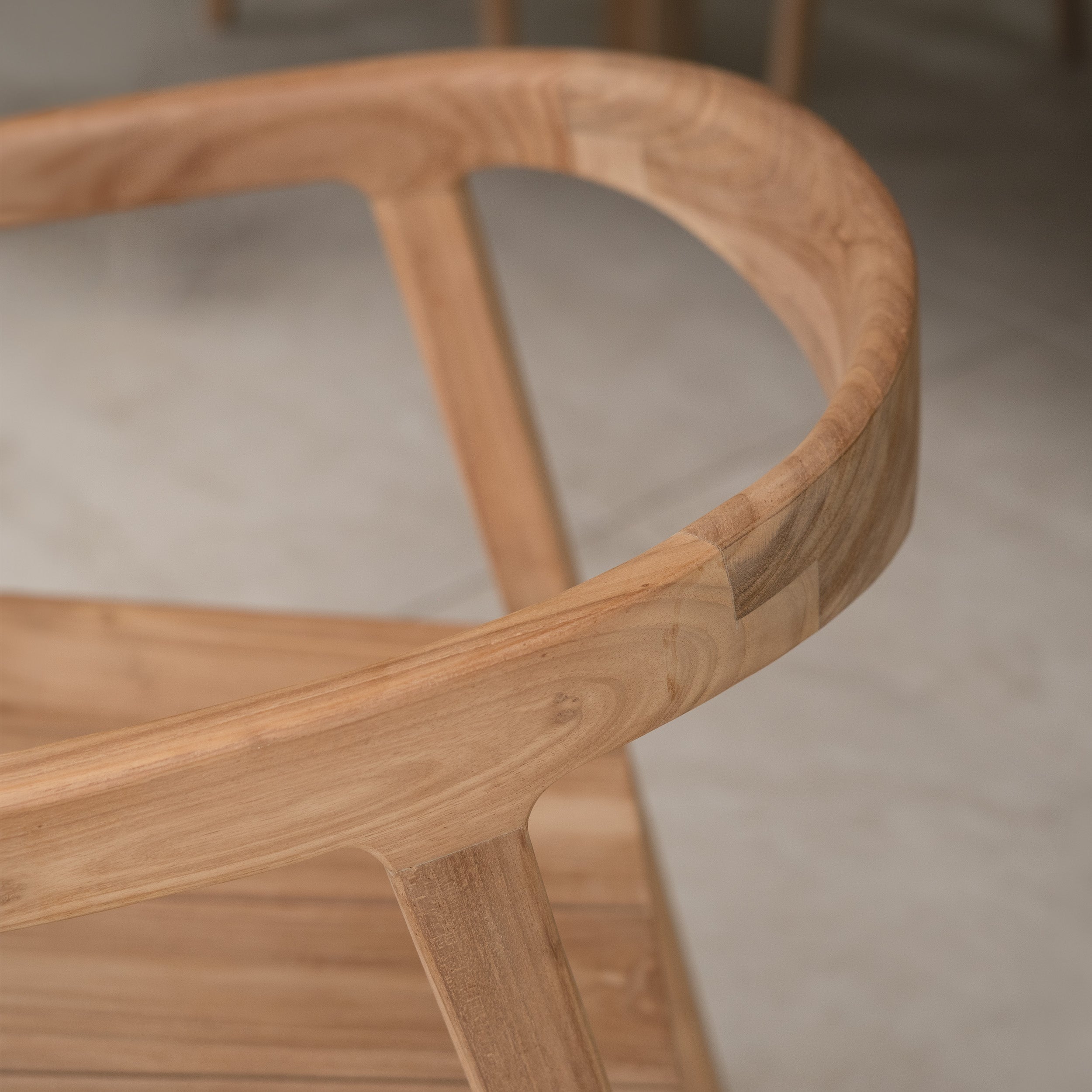 Table et chaises de jardin Suri en bois de teck massif, 6 personnes