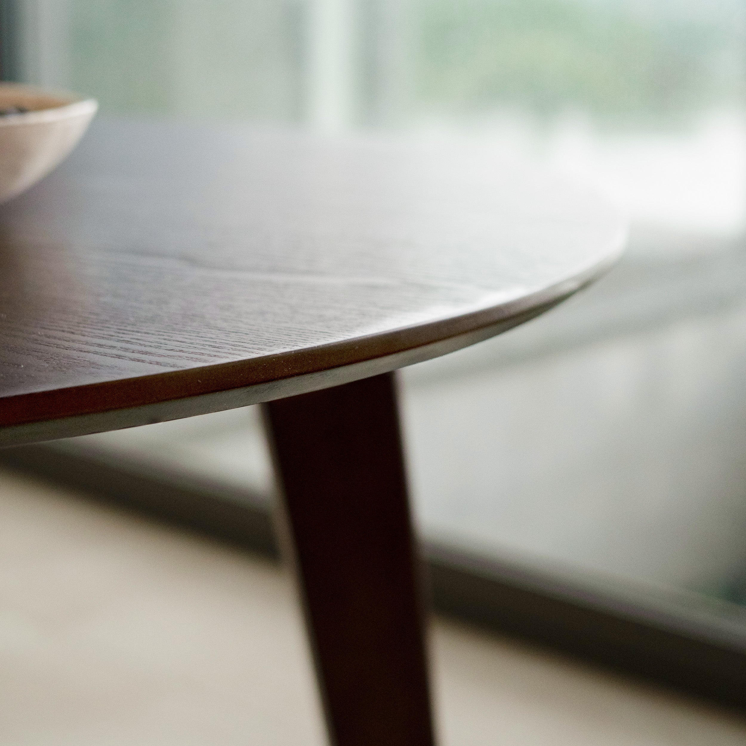Mesa redonda Réno D100 cm en madera oscura